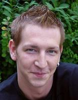 Men short spicky hair style