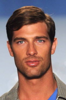 Men trendy hairstye with a classic style and bang on swept on the side.PNG
