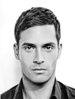 Men short hairstyle with chic trendy style with long side bangs.PNG