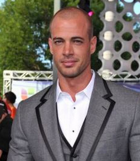 Pictures of William Levy with his bald.PNG
